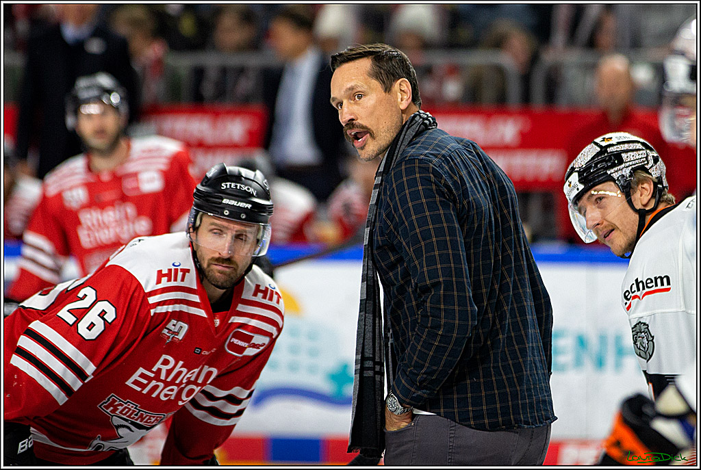 PENNY DEL; Koelner Haie- Loewen Frankfurt; Koeln, 01.12.2022